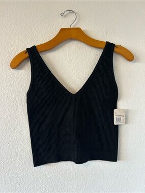 Free People Intimately Black Ribbed V-Cropped Neck Tank Top Size M/L